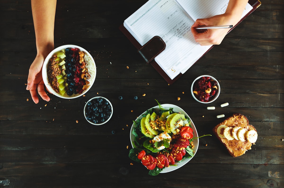 Nutritious meal with vegetables and whole grains